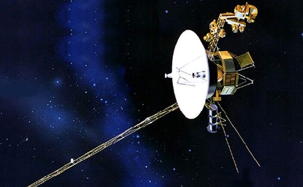나사가 쏘아올린 보이저 1호는 현재까지 작동하고 있는722kg짜리 무인 태양계 탐사선이다. 보이저 계획에 따라 1977년 9월 5일에 발사됐다.사진=나사