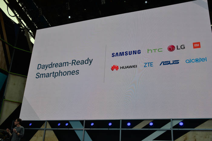 올 하반기 구글의 가상현실 플랫폼 `데이드림`을 지원하게될 제조업체. 삼성전자와 LG전자도 관련 디바이스를 내놓는다.