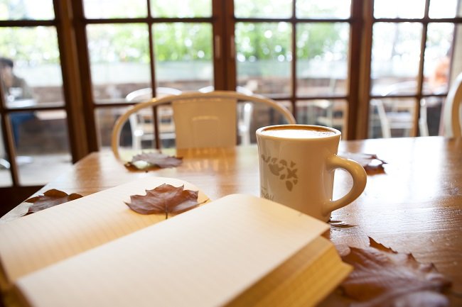 도서관형 카페 커피랑도서관