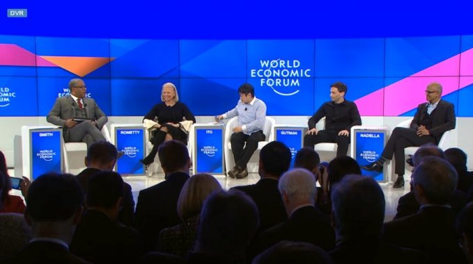 세계경제포럼 2017(World Economy Forum 2017)에서 인공지능에 대한 토론을 진행하고 있는 패널들