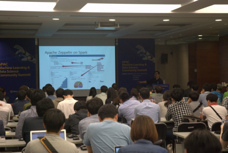한국MS는 지난 20일 상암동 누리꿈스퀘어에서 ‘아시아태평양 머신러닝 & 데이터 사이언스 커뮤니티 서밋’ 을 개최했다.