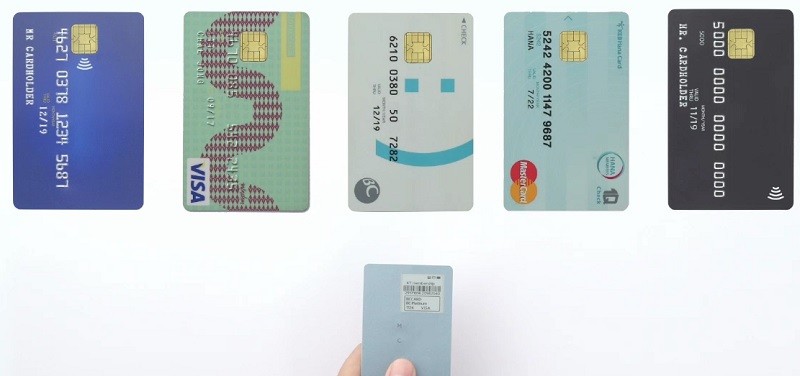 KT클립카드는 통신사나 특정기기에 제한되지 않고 카드사 제휴를 통해 다양한 카드를 등록할 수 있다.