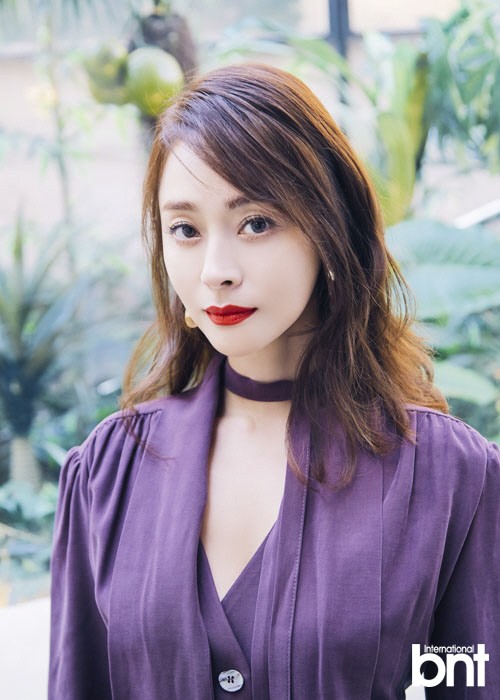 우희진 나이 45세인 것 믿을 수 없는 치명적 미모