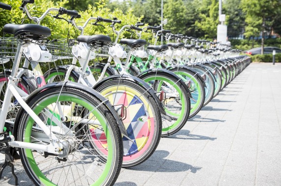 서울시는 그동안 서울시설공단이 전담했던 공공자전거 ‘따릉이’의 수리와 정비 업무를 동네 자전거 대리점에 맡기는 방식으로 일부 전환한다고 20일 밝혔다. 사진=서울시 제공