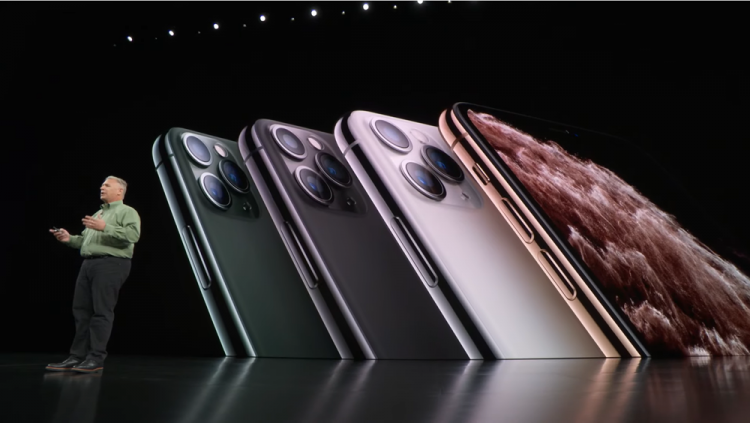 애플은 '아이폰11 프로·프로맥스'를 아이폰11과 별개 세션으로 구분해 플래그십 제품으로 발표했다. [사진=애플]