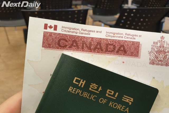 신넘버 발급을 위해서는 공항에서 발급받은 비자와 여권이 반드시 필요하다.