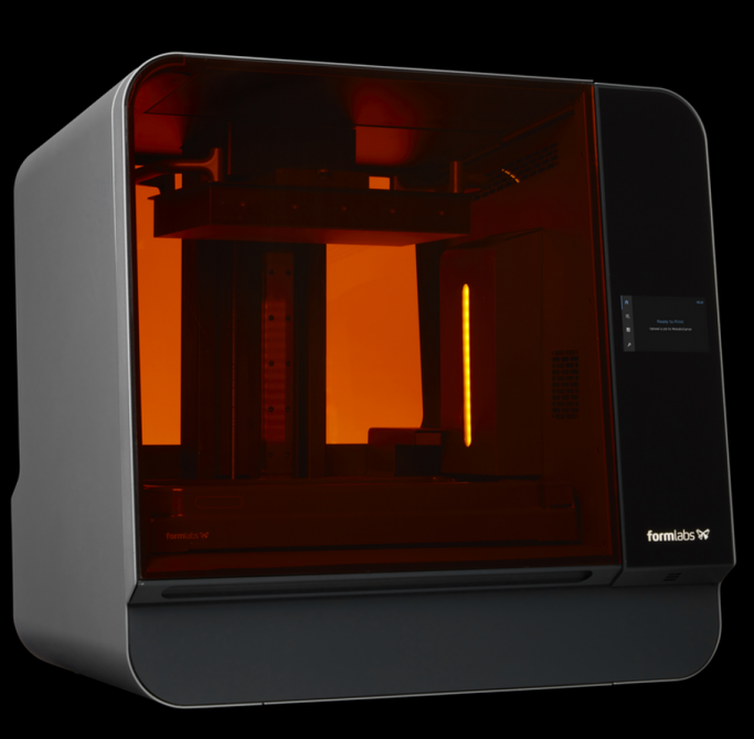 SLA(광경화성수지 적층조형) 방식의 대형 3D 프린터 ‘폼 3L(Form 3L)’