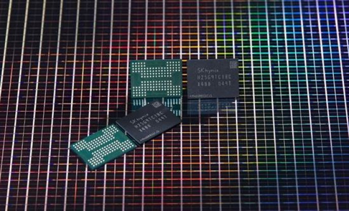 SK하이닉스가 개발한 176단 512Gb 낸드플래시.