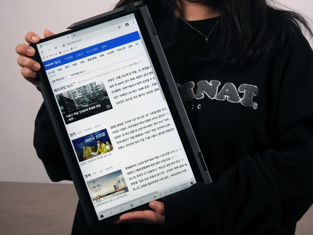 ‘아이디어패드 플렉스 5i’의 시원시원한 태블릿 모드
