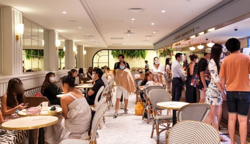 SPC그룹은 싱가포르 파리바게뜨 ‘아이온 오차드점’을 오픈했다. 
