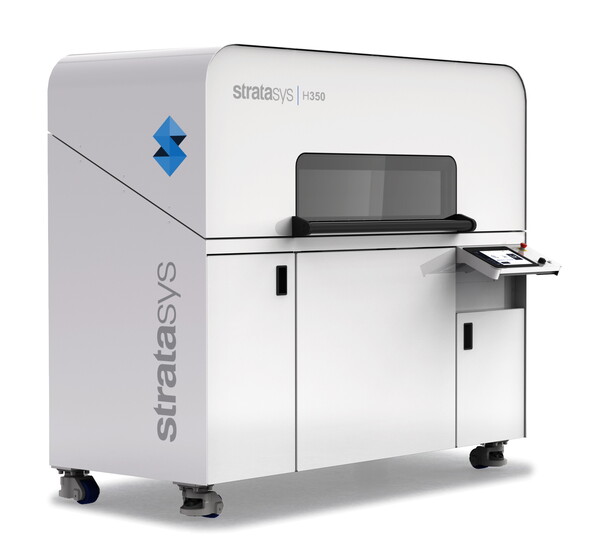 최종 사용 부품에 활용하는 SAF 기술의 H350 3D 프린터. 