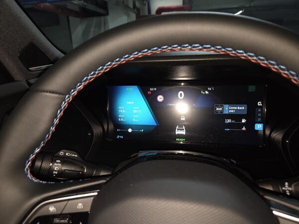 그랑콜레오스 계기판 사진