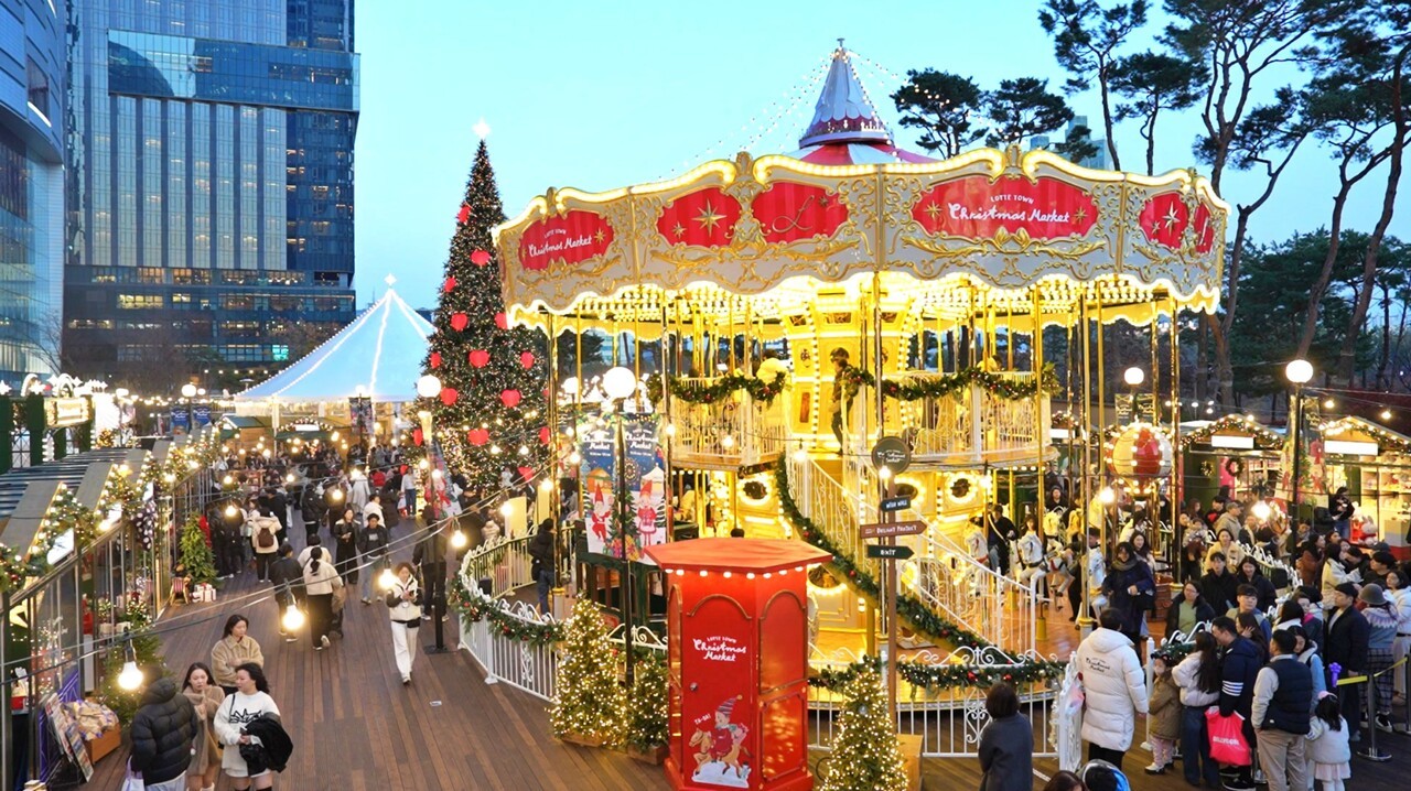 서울 송파구 소재 롯데타운 '크리스마스 마켓' 전경.