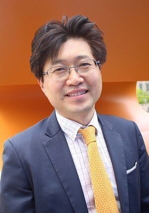 [길윤웅의 책으로 만나는 세상 ] "진정한 배움은 좋은 질문을 찾는 것"